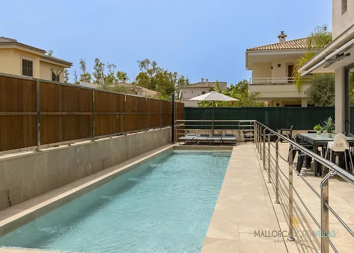 Premium Villa With Balcony